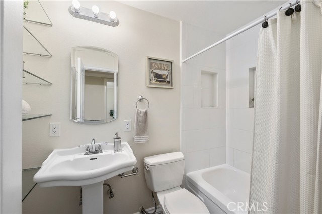 Detail Gallery Image 24 of 42 For 6521 Chapman Ave, Garden Grove,  CA 92845 - 3 Beds | 2 Baths
