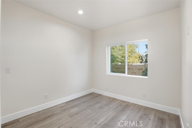7958 Tampa Ave, Reseda CA: https://media.crmls.org/medias/32cd6ec3-558b-4d4f-95ac-7f4a8df9171e.jpg