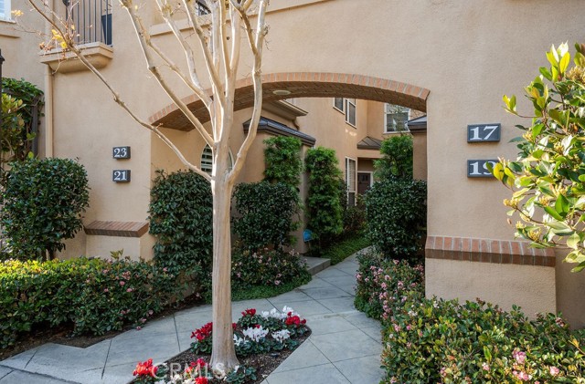 17 Auvergne, Newport Coast CA: https://media.crmls.org/medias/32cf5b15-22c4-4f23-8162-69bbc86b3352.jpg