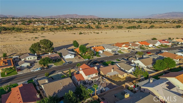13290 Riverview Drive, Victorville CA: https://media.crmls.org/medias/32d01bc3-f74f-42bf-a25c-b872ec37eaa8.jpg