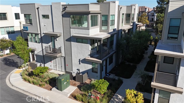 11053 Momentum Drive, Rancho Cucamonga CA: https://media.crmls.org/medias/32d03ebc-3cb0-4b5f-8666-fb3cbdbf1708.jpg