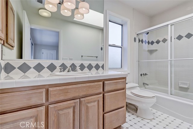 4th bedroom with private bath