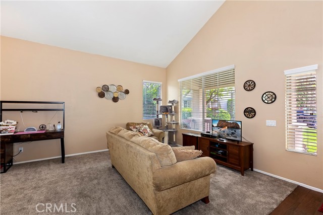 Detail Gallery Image 8 of 36 For 33391 Golden Meadow Ct, Yucaipa,  CA 92399 - 4 Beds | 2/1 Baths