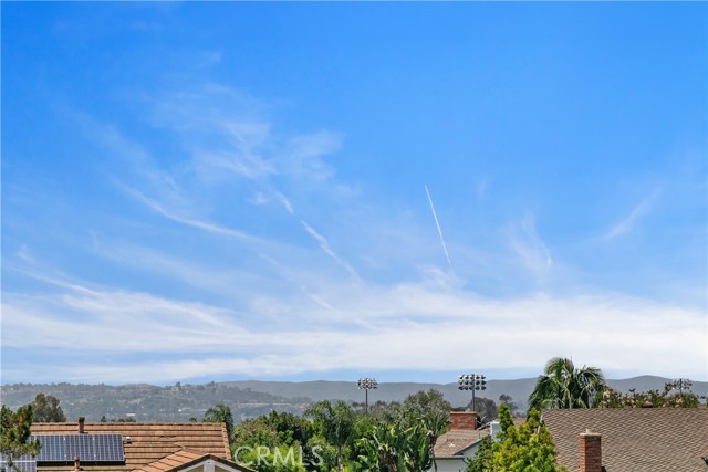 25702 Nugget, Lake Forest CA: https://media.crmls.org/medias/32d278a8-3731-49cd-bc66-cb73bdb35cc9.jpg