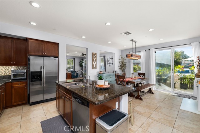 Detail Gallery Image 8 of 36 For 12549 Marco Ln, Corona,  CA 91752 - 4 Beds | 2/1 Baths