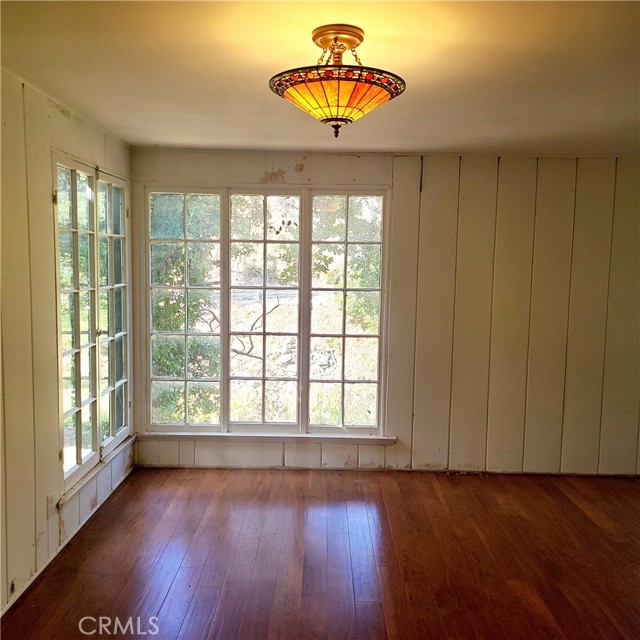 34956 Bouquet Canyon Road, Saugus CA: https://media.crmls.org/medias/32d2e4e0-e41d-4c82-85bd-a5d8a035a8ff.jpg