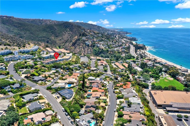 21692 Ocean Vista Drive, Laguna Beach CA: https://media.crmls.org/medias/32d3167d-3fd3-4793-92c4-db7918c6b0e8.jpg