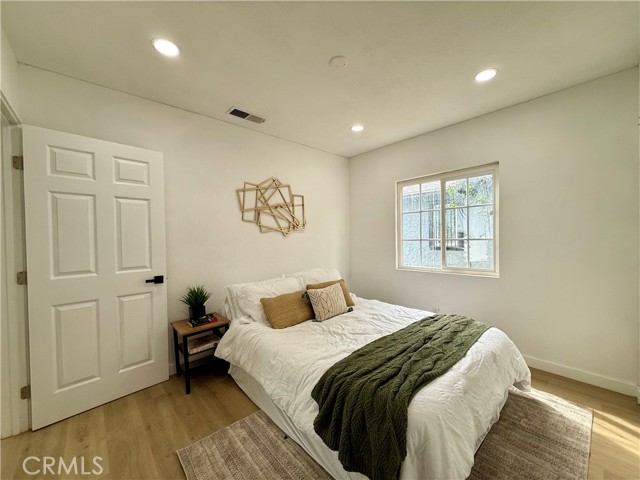 Detail Gallery Image 31 of 42 For 1327 W 97th Street, Los Angeles,  CA 90044 - 3 Beds | 2 Baths