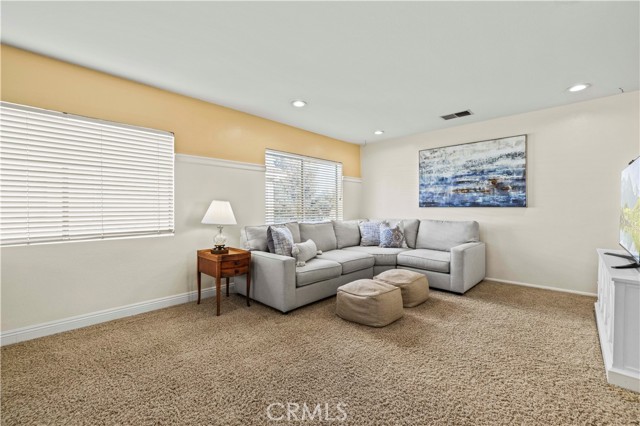 23664 Clearidge Drive, Valencia CA: https://media.crmls.org/medias/32d396a6-2d8f-48e4-b506-d609d4c3a0c6.jpg