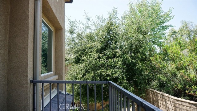 Detail Gallery Image 26 of 31 For 27949 Avalon Dr, Canyon Country,  CA 91351 - 2 Beds | 2 Baths