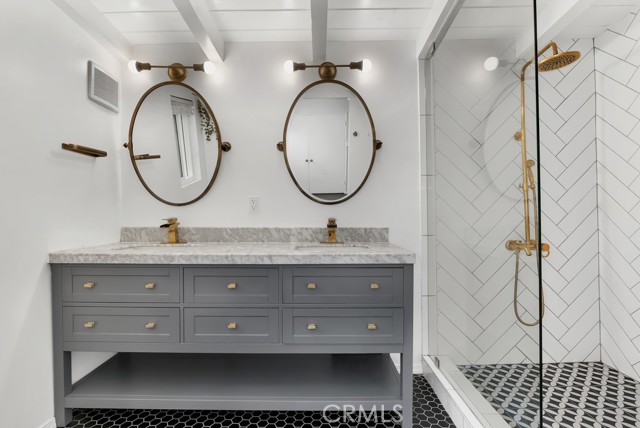 Detail Gallery Image 15 of 21 For 4283 Morro, Woodland Hills,  CA 91364 - 3 Beds | 2 Baths