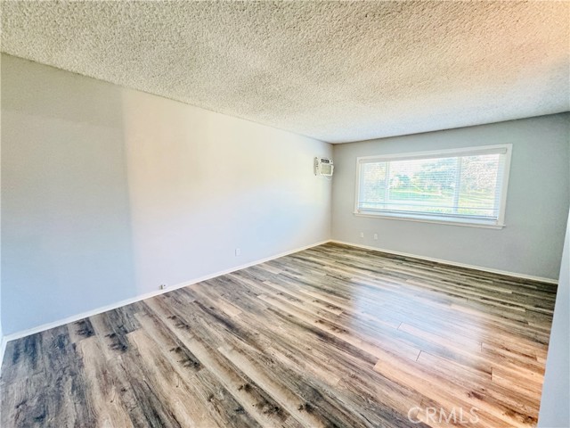 Detail Gallery Image 27 of 45 For 16737 Pineridge, Granada Hills,  CA 91344 - 4 Beds | 2/1 Baths