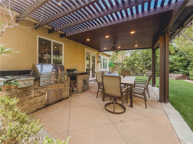 3368 Corte Levanto, Costa Mesa CA: https://media.crmls.org/medias/32d500d3-f122-4822-bf35-6dab39a67e1d.jpg