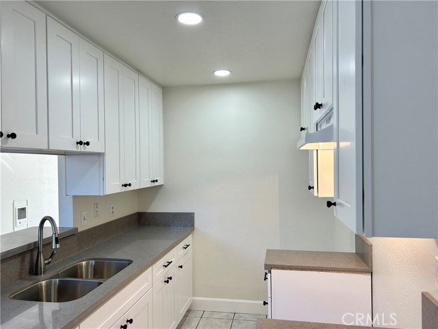 Detail Gallery Image 5 of 14 For 709 S Lincoln St #6,  Santa Maria,  CA 93458 - 2 Beds | 1/1 Baths