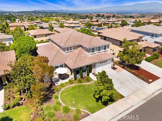 9271 Millionaire Lane, Riverside CA: https://media.crmls.org/medias/32d5c69f-300a-4425-9094-a885c2b127a7.jpg