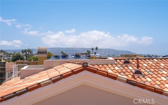 106 Francisca Avenue, Redondo Beach, California 90277, 3 Bedrooms Bedrooms, ,3 BathroomsBathrooms,Residential,Sold,Francisca,SB20100094