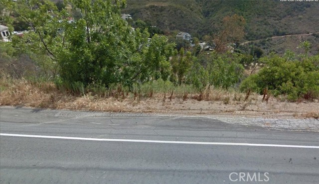 1 Latigo Cyn & Ocean View, Malibu CA: https://media.crmls.org/medias/32d67e48-7690-4b6e-9762-b41a9a5949b6.jpg