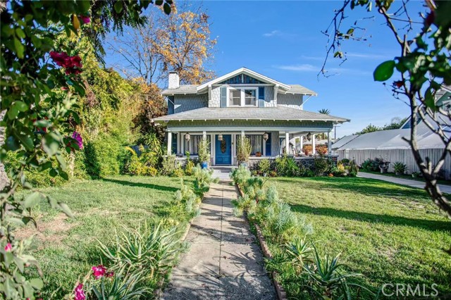 790 N El Molino, Pasadena CA: https://media.crmls.org/medias/32d6dc33-d6ef-4307-8ca8-d93772e62499.jpg