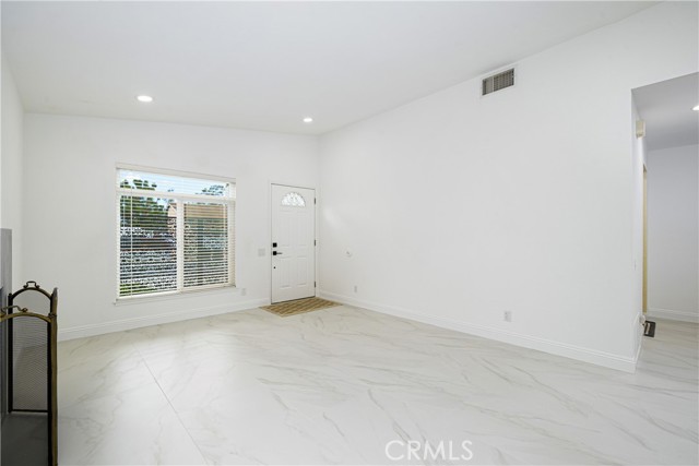 22822 Via Octavo, Mission Viejo CA: https://media.crmls.org/medias/32d71671-4fd5-4756-a411-0a8a0552c1f8.jpg