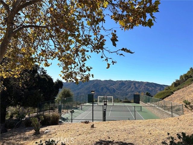 Detail Gallery Image 47 of 48 For 3828 Sky View Ln, La Crescenta,  CA 91214 - 5 Beds | 4 Baths