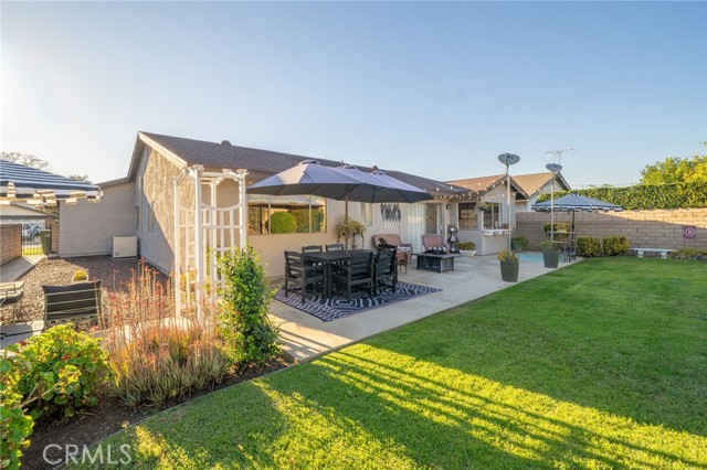 Image 36 of 39 For 5022 Burnaby