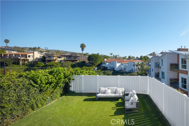 Detail Gallery Image 3 of 34 For 408 Hazel Dr, Corona Del Mar,  CA 92625 - 4 Beds | 4 Baths
