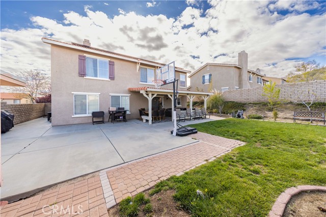 Detail Gallery Image 6 of 30 For 38661 Annette Ave, Palmdale,  CA 93551 - 5 Beds | 2/1 Baths