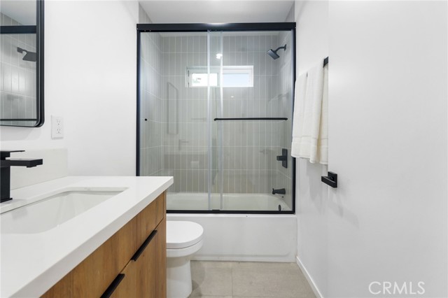 119 S Coronado Street, Los Angeles CA: https://media.crmls.org/medias/32d8d85e-e208-433e-b50c-a2f5ede8178a.jpg