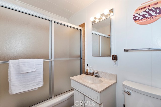 Detail Gallery Image 17 of 36 For 42759 Peregrine Ave, Big Bear Lake,  CA 92315 - 3 Beds | 2 Baths