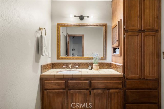 Detail Gallery Image 27 of 44 For 1148 Nadelhorn Dr, Lake Arrowhead,  CA 92352 - 4 Beds | 2/1 Baths