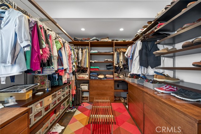 Detail Gallery Image 39 of 62 For 219 Colton, Newport Beach,  CA 92663 - 4 Beds | 3 Baths