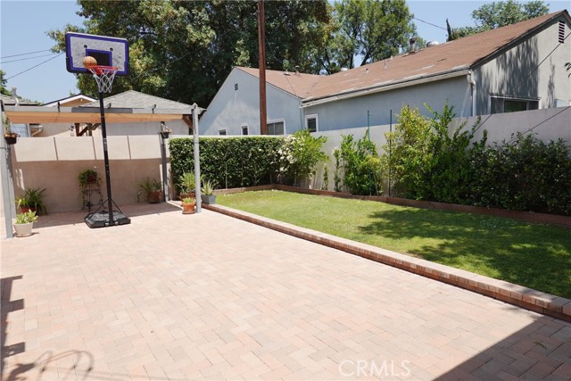 430 Sonora Avenue, Glendale CA: https://media.crmls.org/medias/32dabcb7-187b-4261-95f5-8889a747cbf4.jpg