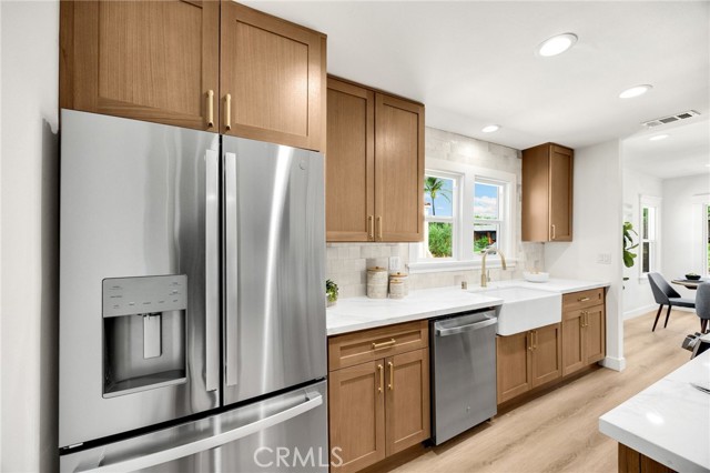 5336 Stratford Road, Los Angeles CA: https://media.crmls.org/medias/32dada0d-3f46-46b8-8ea4-2207c1b594ae.jpg