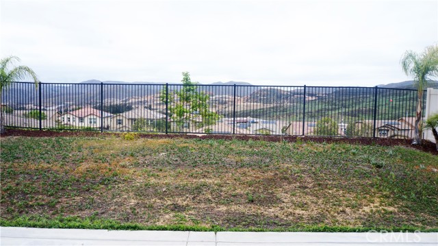 Detail Gallery Image 29 of 30 For 4166 Isabella Cir, Lake Elsinore,  CA 92530 - 3 Beds | 2/1 Baths
