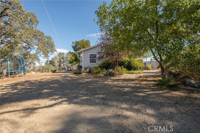34689 Whispering Springs Lane, Tollhouse CA: https://media.crmls.org/medias/32dc2ba4-2109-47d2-85df-93c02534e631.jpg