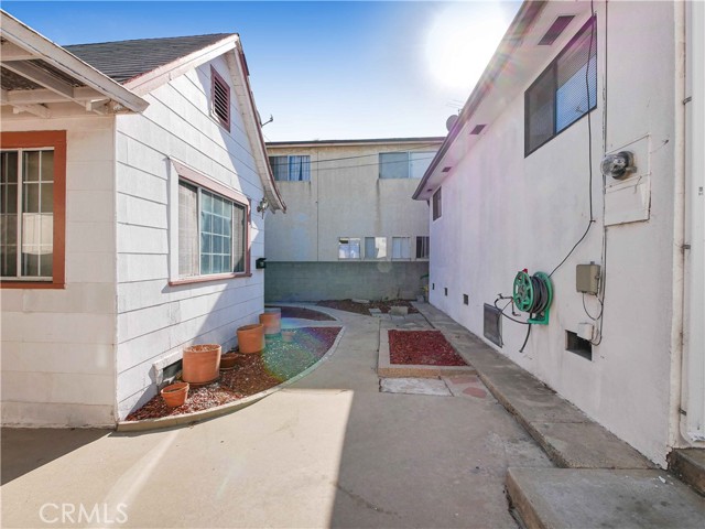 Detail Gallery Image 4 of 36 For 932 W 25th St, San Pedro,  CA 90731 - – Beds | – Baths