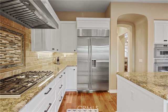 Image 10 of 71 For 26816 Fairlain Drive