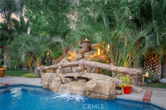 Detail Gallery Image 13 of 62 For 27767 Sand Canyon Rd, Canyon Country,  CA 91387 - 10 Beds | 8 Baths