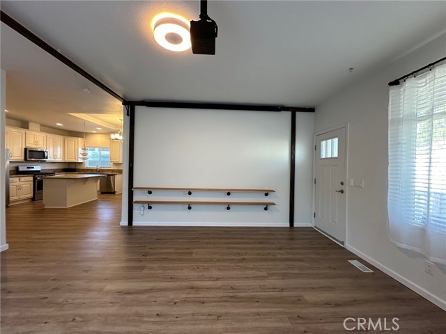 1188 Aztec, Topanga CA: https://media.crmls.org/medias/32e09f09-7020-4ef0-92aa-83f99edc5d5e.jpg