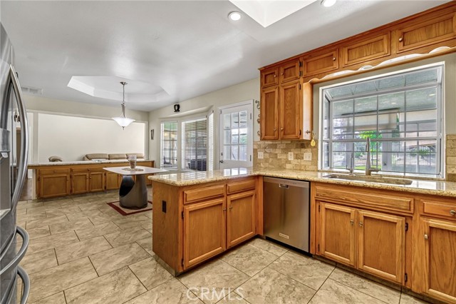 Detail Gallery Image 18 of 57 For 2436 Trevor Ct, Madera,  CA 93637 - 5 Beds | 3 Baths