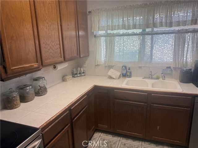 Detail Gallery Image 11 of 48 For 110 Rigsby, La Habra,  CA 90631 - 3 Beds | 2 Baths