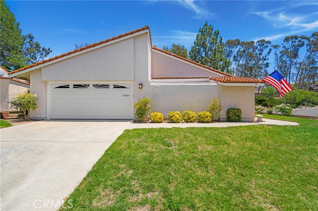 5185 Duenas, Laguna Woods CA: https://media.crmls.org/medias/32e1027f-eb89-4360-a534-79eb3072b3f5.jpg