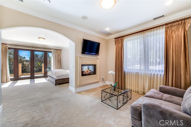 Detail Gallery Image 31 of 52 For 12530 Collins St, Valley Glen,  CA 91607 - 6 Beds | 5/1 Baths
