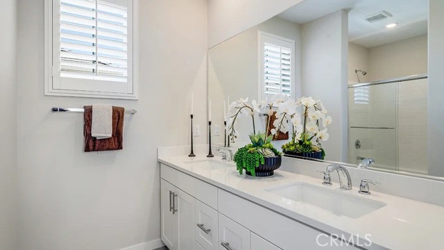 Detail Gallery Image 12 of 22 For 2586 E Lincoln Paseo, Ontario,  CA 91762 - 2 Beds | 2/1 Baths