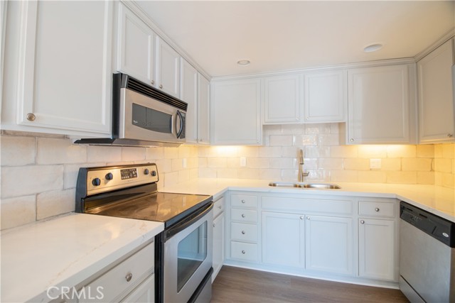 Detail Gallery Image 10 of 17 For 3993 Jewell St #B24,  –,  CA 92109 - 1 Beds | 1 Baths