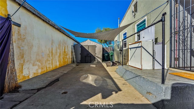 Detail Gallery Image 13 of 13 For 6546 6546 Foster Bridge Blvd, Bell Gardens,  CA 90201 - 3 Beds | 1 Baths