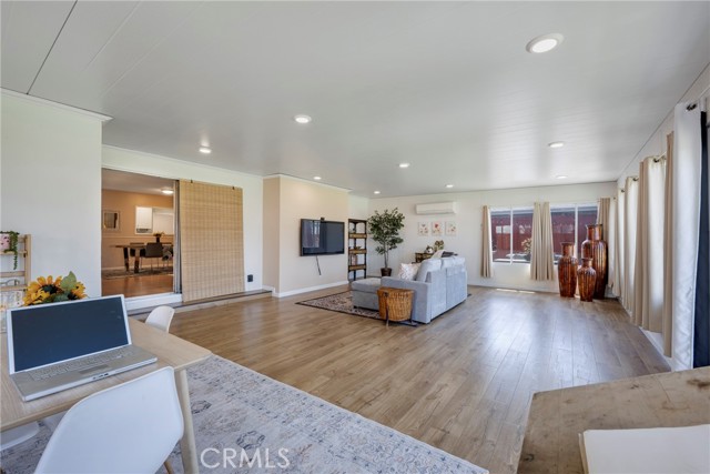 Image 19 of 63 For 1519 Victoria