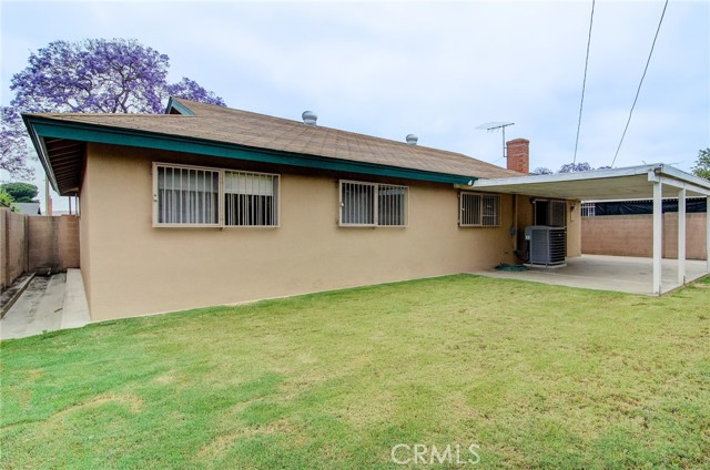 1924 W Secrest Way, Santa Ana CA: https://media.crmls.org/medias/32e52a5c-368b-4a08-bf02-d89a6bfc6062.jpg