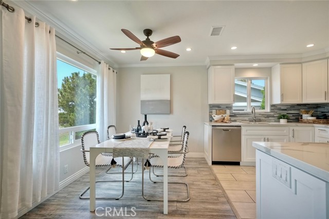 4273 Spoon Bill Way, Oceanside CA: https://media.crmls.org/medias/32e5a28e-671b-408d-9c93-a0da099553a2.jpg