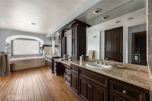 28103 Point Hamiltair, Lake Arrowhead, CA 92352